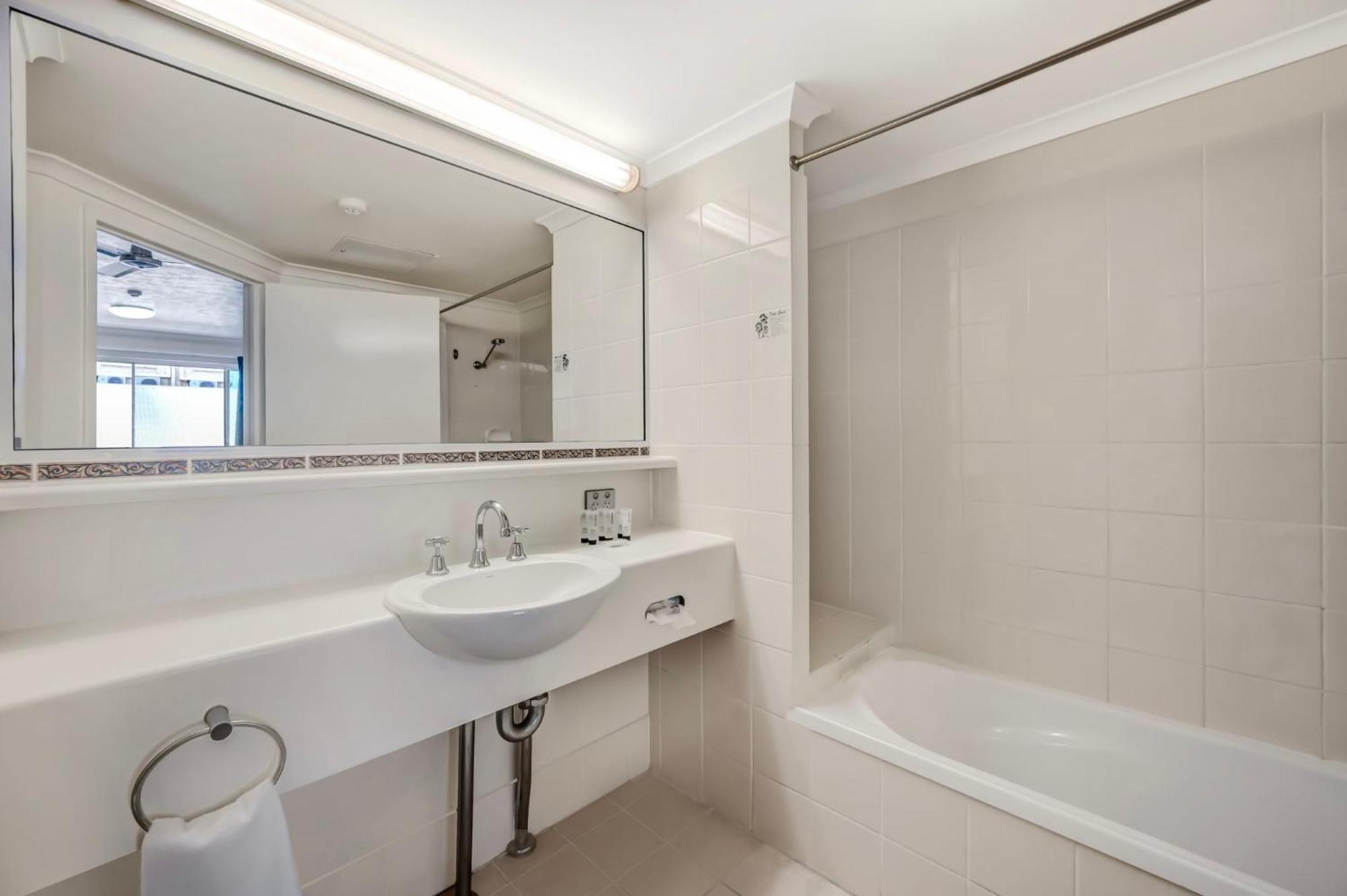City Oasis Inn Townsville, Surestay Collection By BW Εξωτερικό φωτογραφία