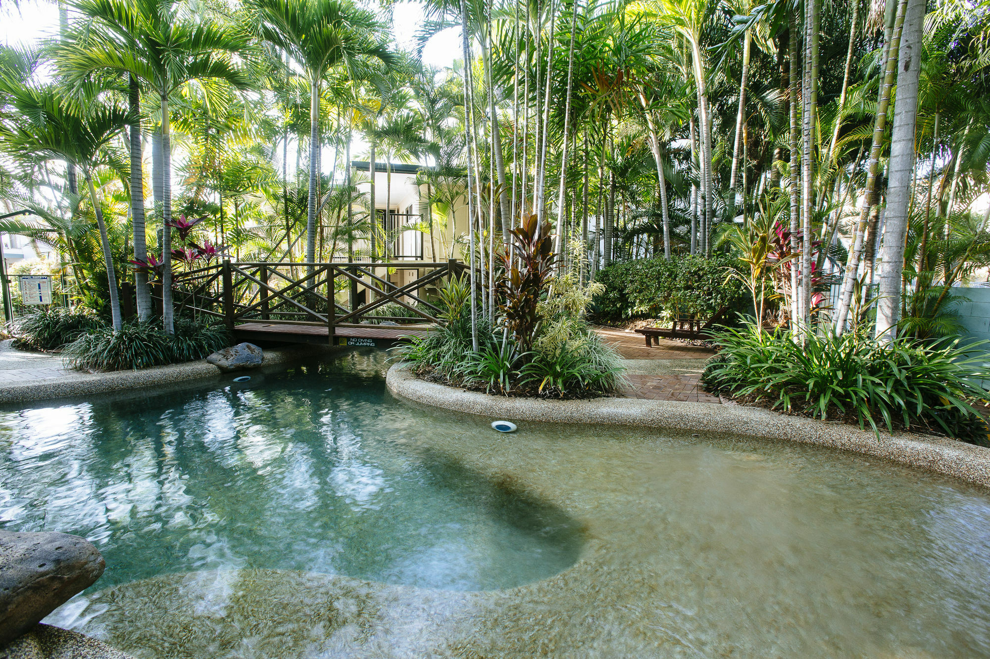 City Oasis Inn Townsville, Surestay Collection By BW Εξωτερικό φωτογραφία